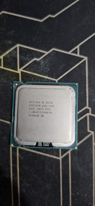 Intel Pentium E5300 Dual-Core 2.6GHz