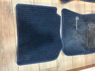 Alfombrillas Mercedes W124   coche inglés 