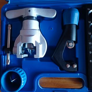 Kit Abocardador y Cortatubos