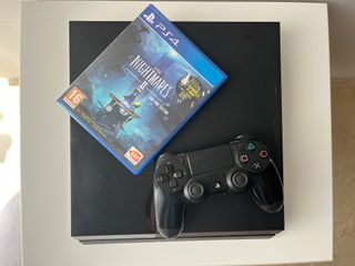 PlayStation 4 con mando