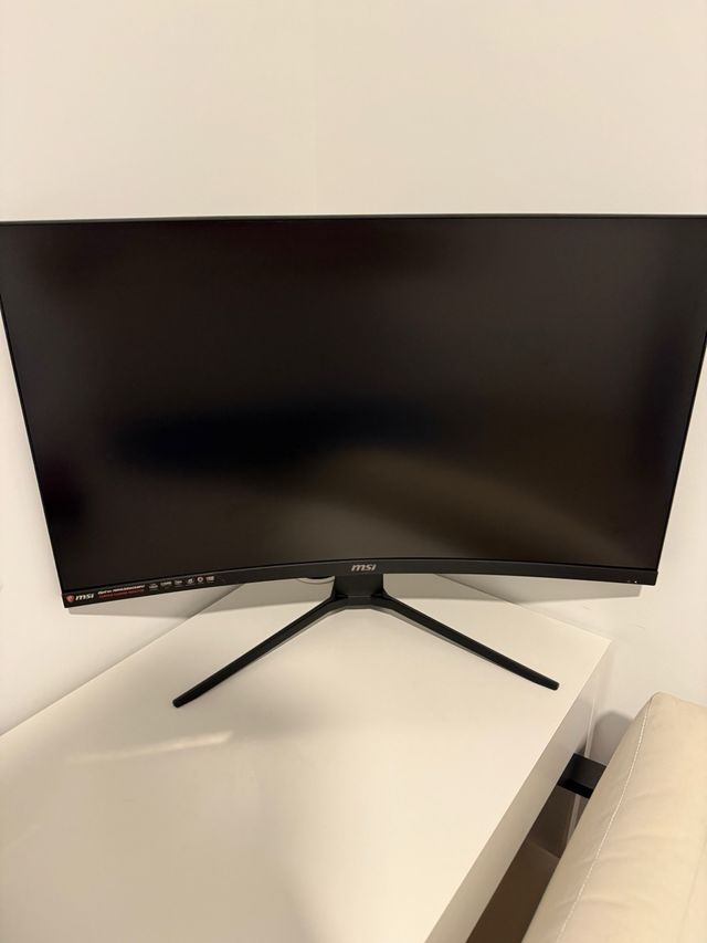 Monitor MSI Curvo 31