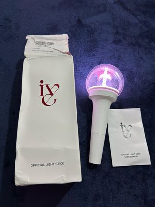 IVE Official Light Stick Ver. 1