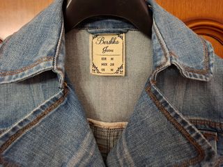 Cazadora, chaqueta Vaquera Mujer Bershka Talla M