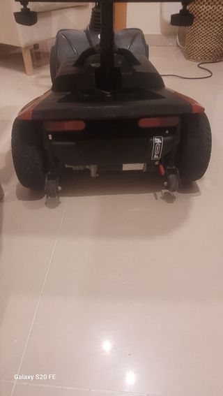 OFERTA..P Scooter Eléctrico Negro y Rojo