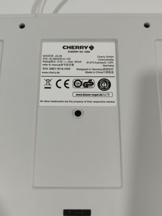 Teclado Cherry KC 1000 con cable