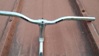 Guiador de bicicleta em alumínio