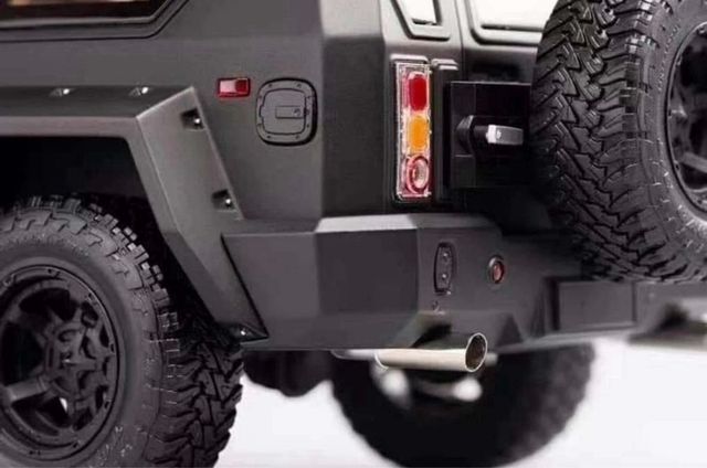 1:18 Keng Fai US G-Patton SUV Negro