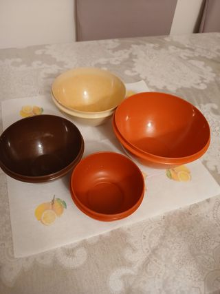 Set 4 Ciotole Tupperware Arancioni