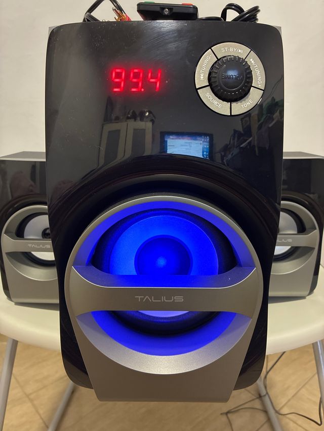 Sistema de altavoces Talius 2.1
