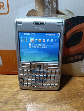 Nokia E61 Plata