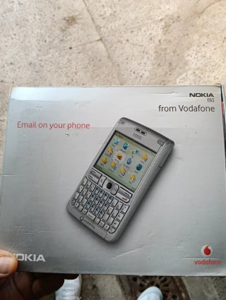 Nokia E61 Plata