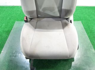 Mercedes-benz 7302917 asiento 2049103936 clase c c