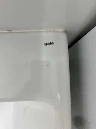 Lavabo de cerámica Gala blanco sin grifo