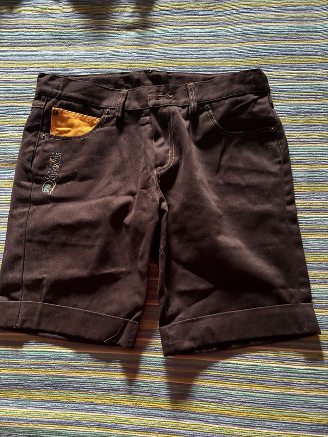 Pantalón corto Colegio Quercus