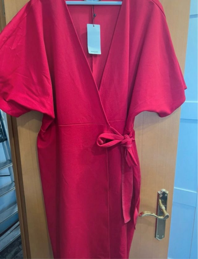 Vestido rojo Mango