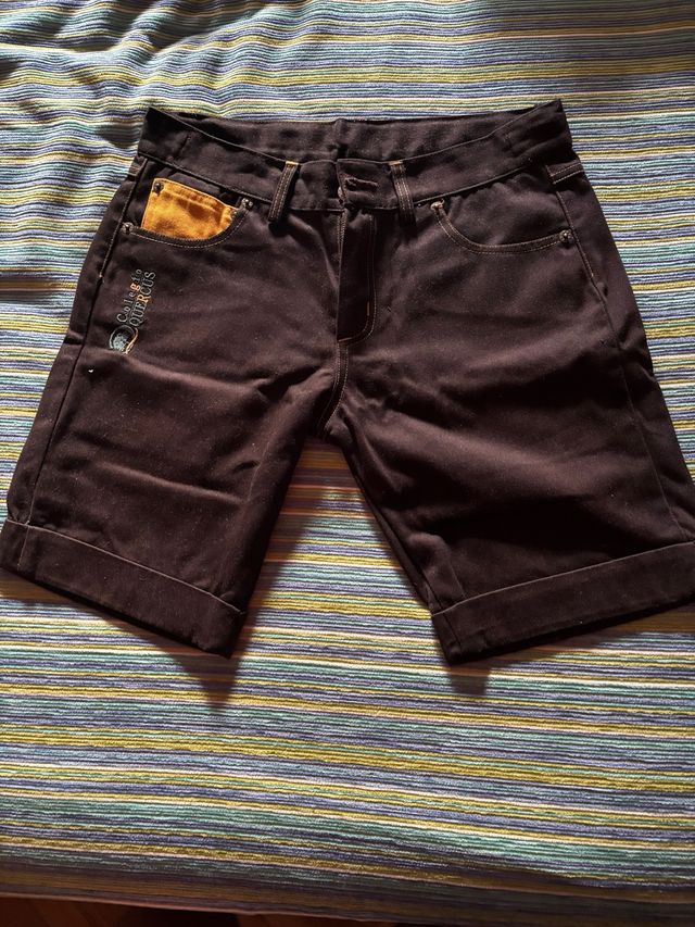 Pantalón corto colegio Quercus