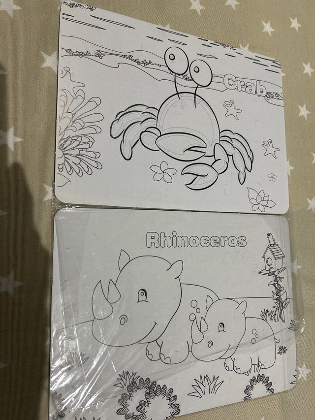 2 Puzzles 49 Piezas Animales (Cangrejo y Rinoceron