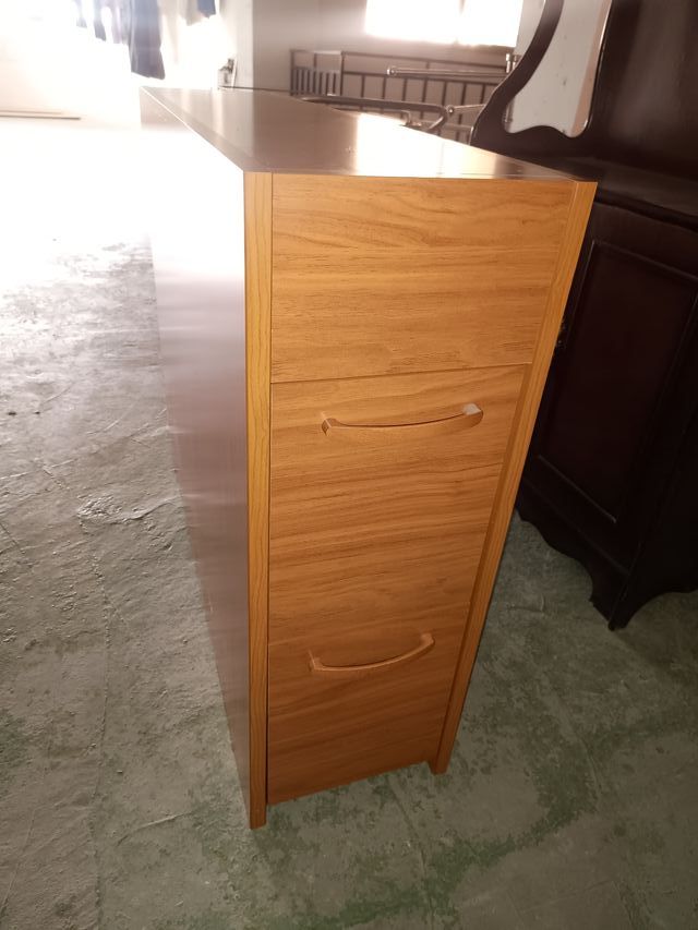 Mueble cajonero.