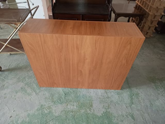 Mueble cajonero.