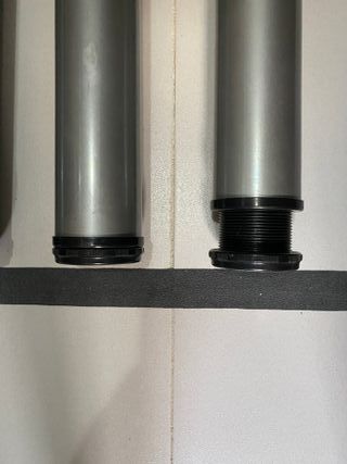 Patas regulables para mesa metálicas.