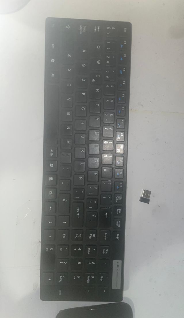 Teclado y Ratón Inalámbrico 2.4GHz