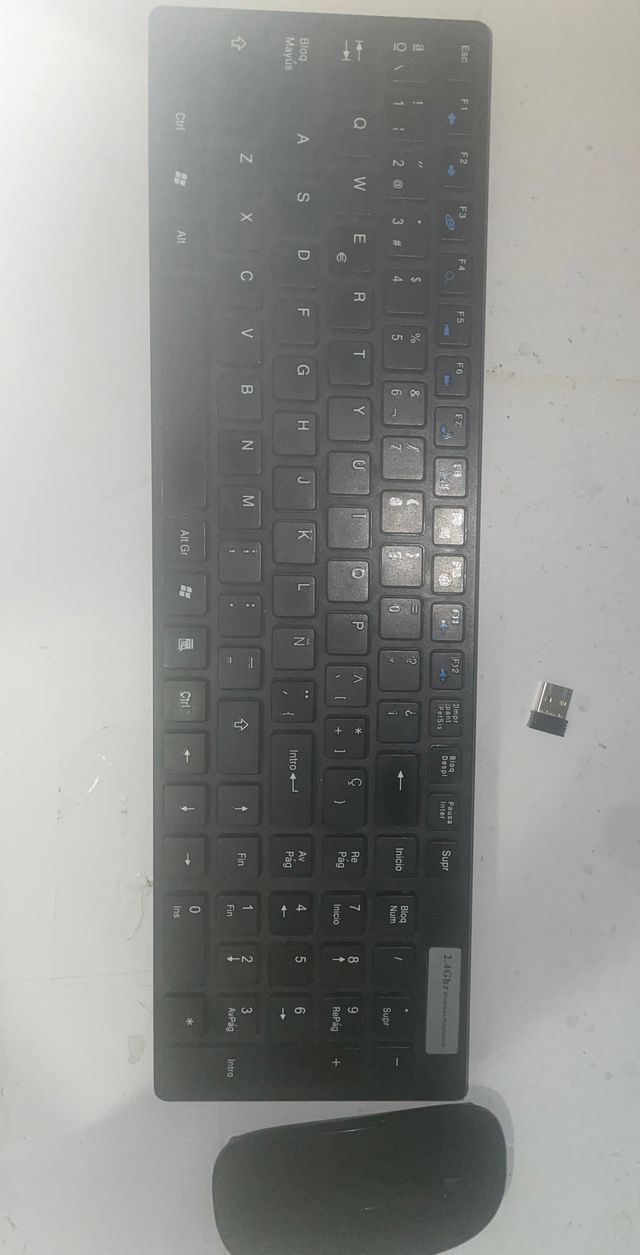 Teclado y Ratón Inalámbrico 2.4GHz