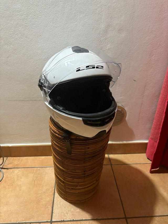Casco LS2 bianco con visiera
