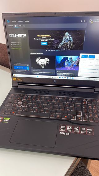 Portátil Gaming Acer Nitro V16 Negro