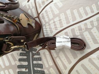 Bolso de genuina piel marrón
