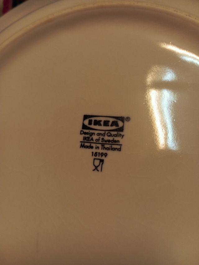 Platos Hondos-Ikea -beige