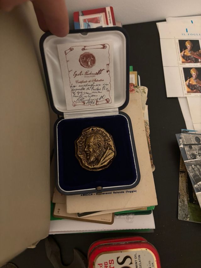Medaglia Padre Pio in bronzo con certificato
