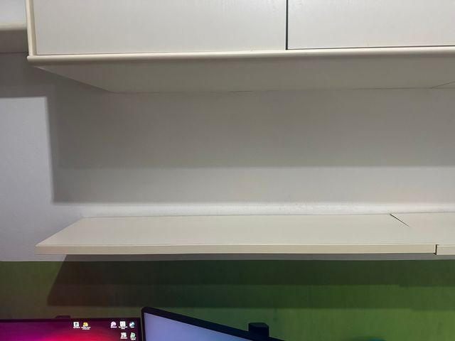 Mesita cajonera + 3 Estanterías