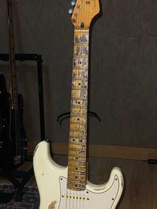 Fender Stratocaster 90s (Relic)
