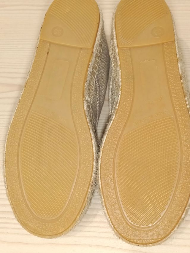 Alpargatas niño talla 35 sin estrenar