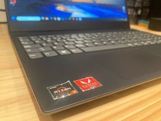 Lenovo Ideapad S340 Negro Ryzen AMD