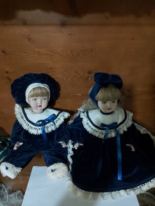 Coppia bambole vintage