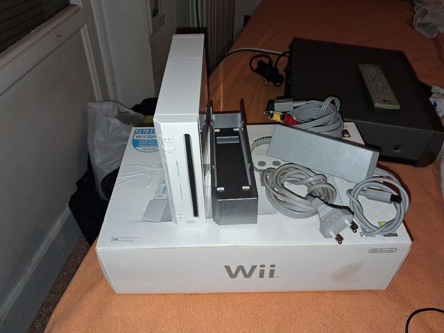Nintendo Wii bianca funzionante