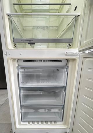 FRIGORIFICO COMBI NO FROST MARCA BOSCH A++