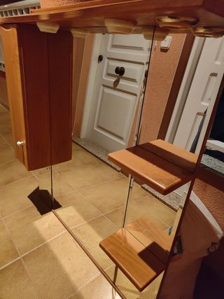 Armario con espejo para baño