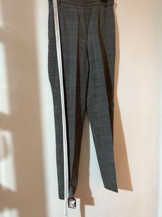 Tailleur Revedi grigio giacca e pantaloni