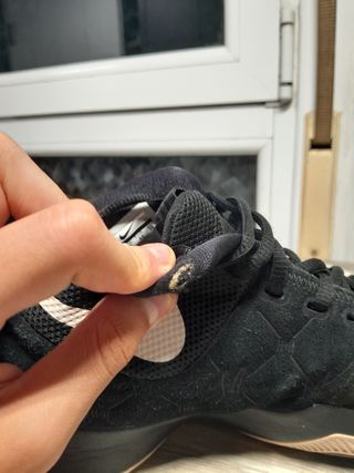 Nike Kyrie 3 "Black Suede"