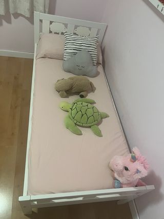 Cama infantil IKEA (Kritter) blanca