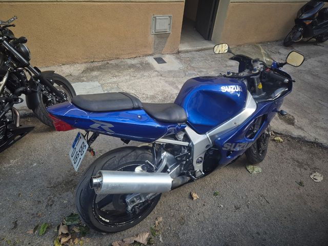 Suzuki GSXR 750