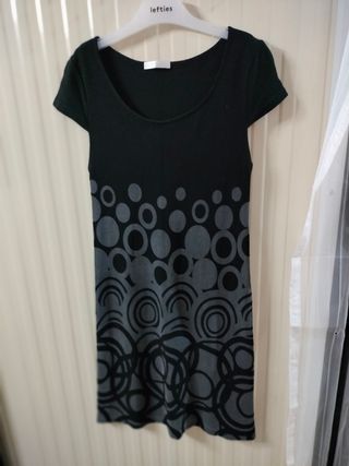 Vestido Negro con Círculos Grises,elastizado