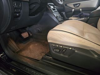 Volvo XC90 2011
