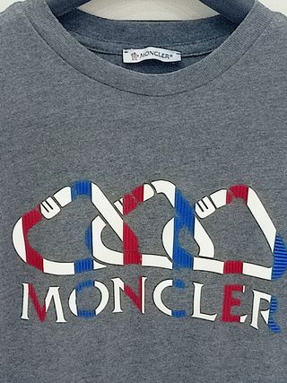 Maglietta Moncler Grigia con Logo