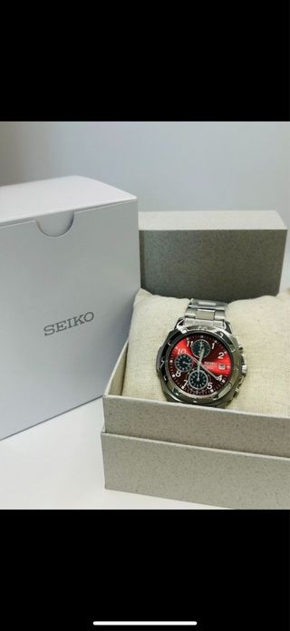 Reloj Seiko Chronograph Acero Inoxidable Rojo