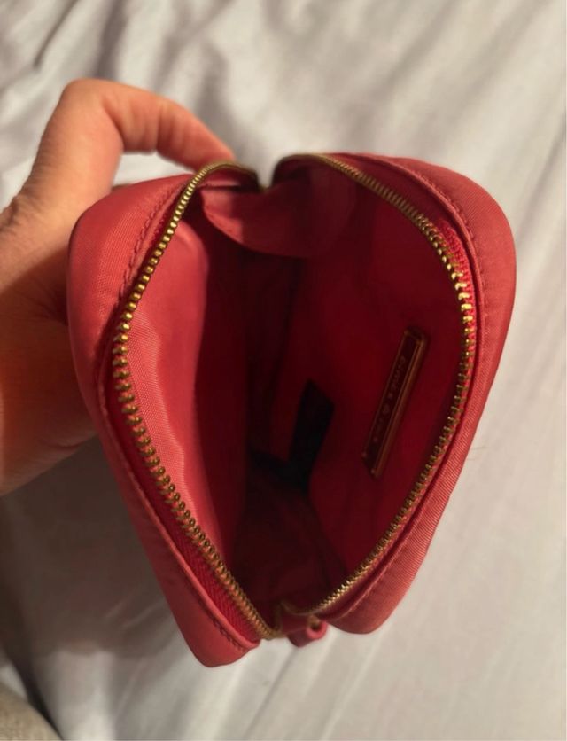 Cartera de mano Bimba y Lola fucsia