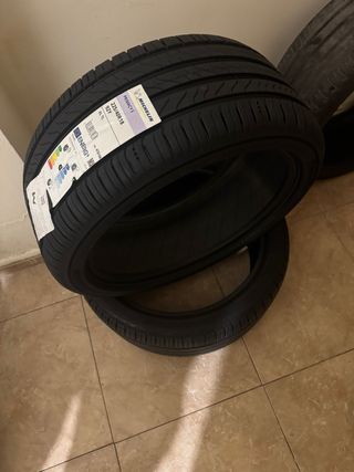 Neumáticos Michelin 225/40R18 92Y
