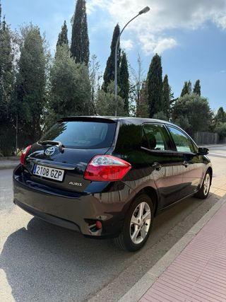Toyota Auris 2010